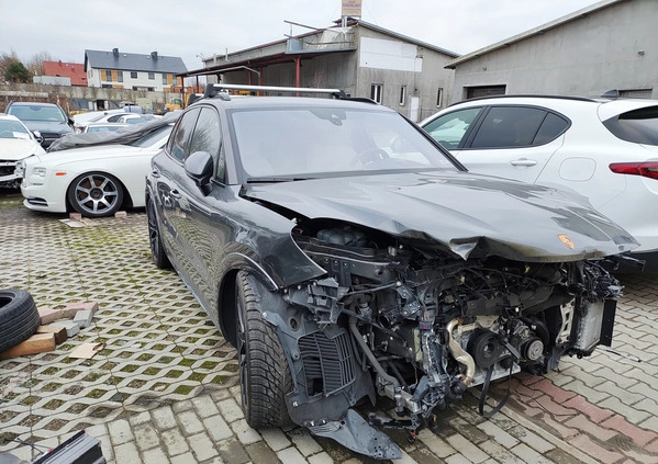 Porsche Cayenne cena 229000 przebieg: 41000, rok produkcji 2021 z Warszawa małe 46